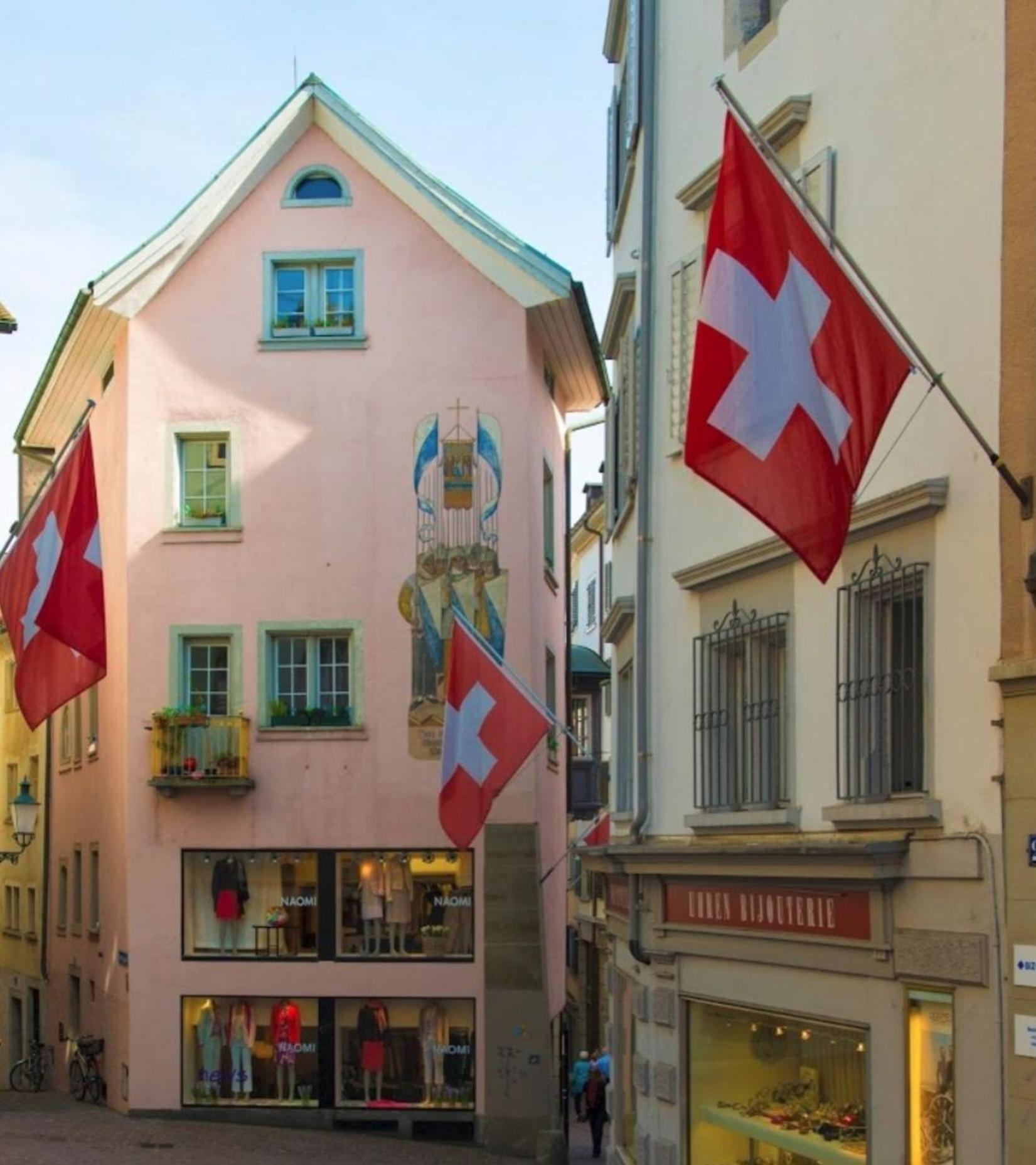 Pedestrian Area Close To Bahnhofstrasse チューリッヒ エクステリア 写真
