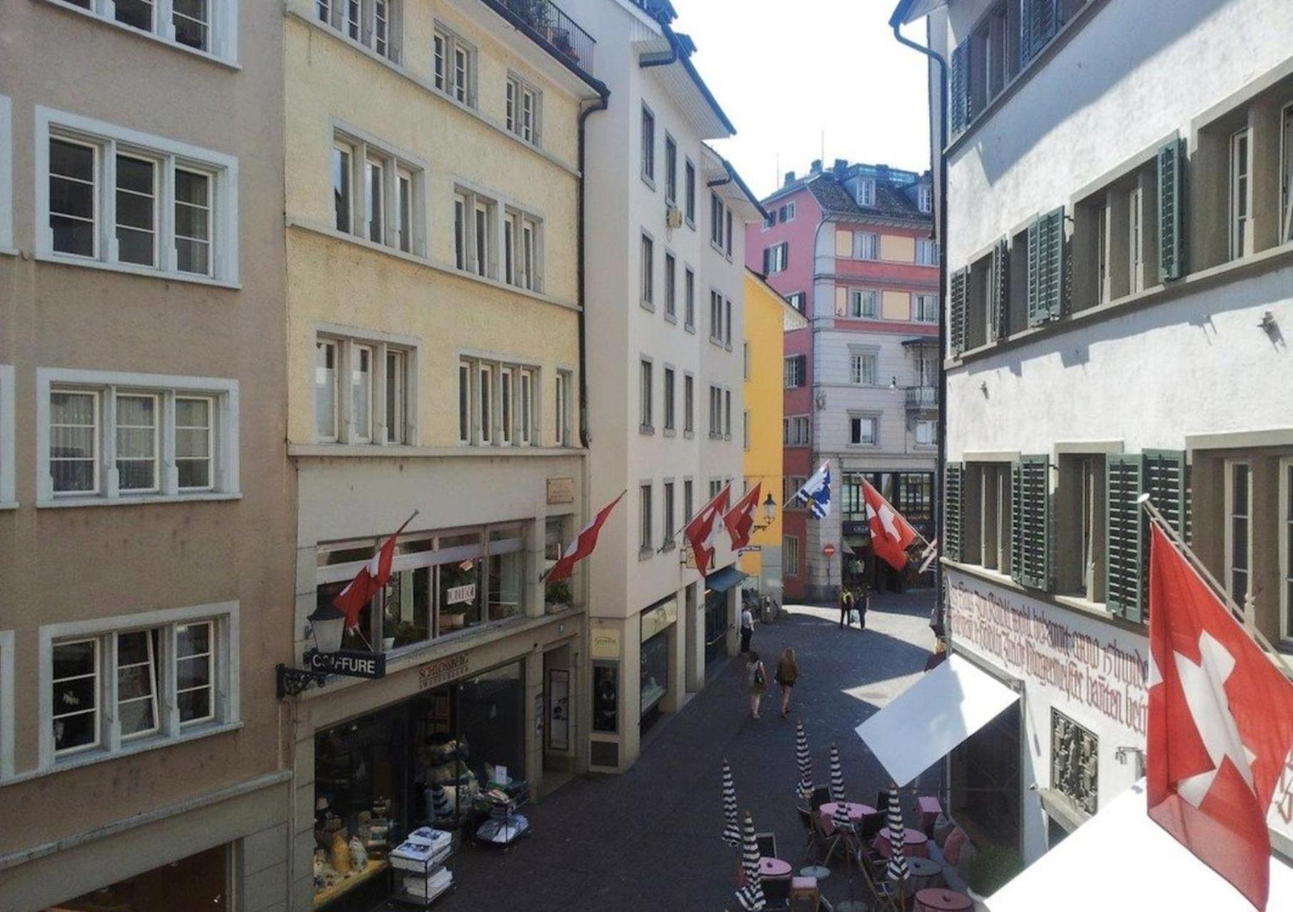 Pedestrian Area Close To Bahnhofstrasse チューリッヒ エクステリア 写真